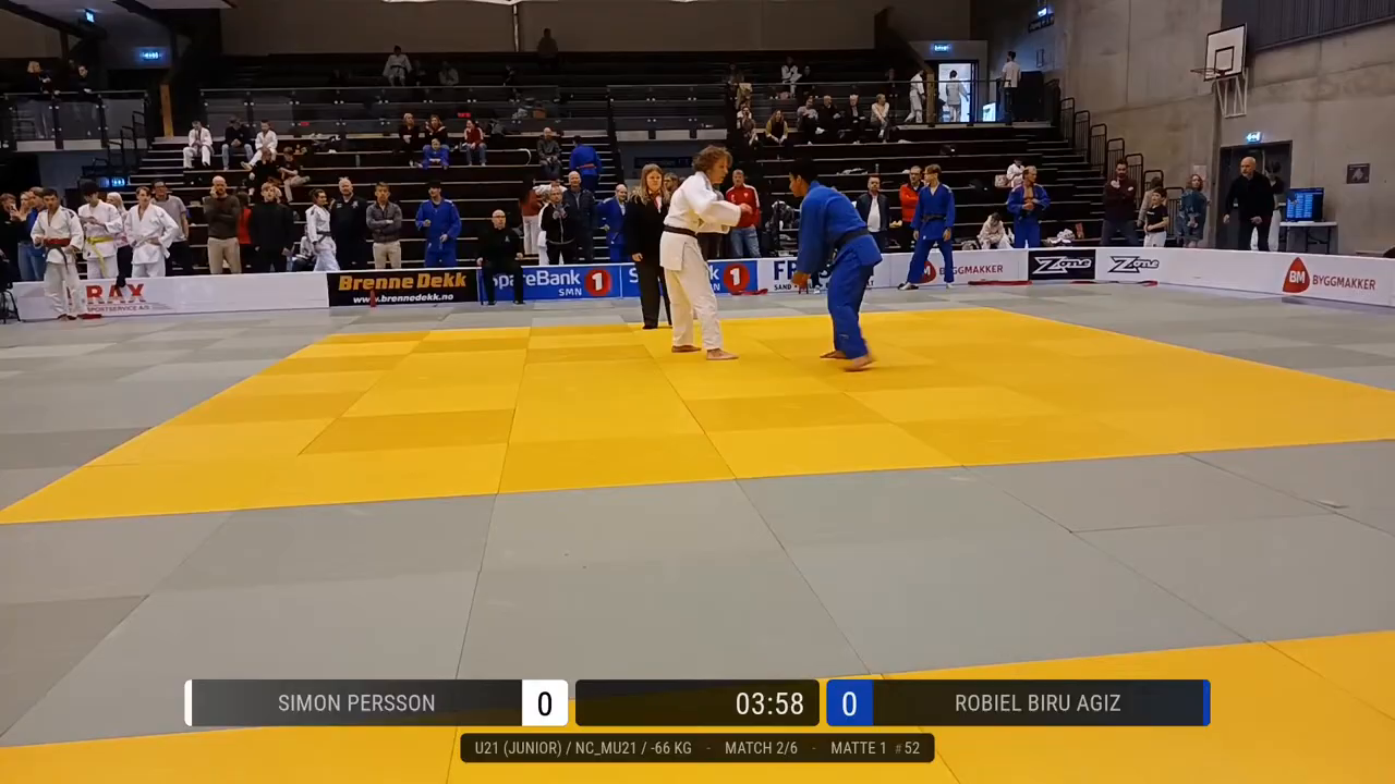 Frame at 00:34:54
