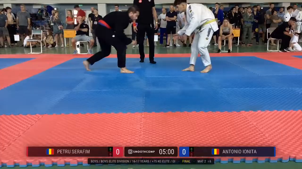 Frame at 00:33:28