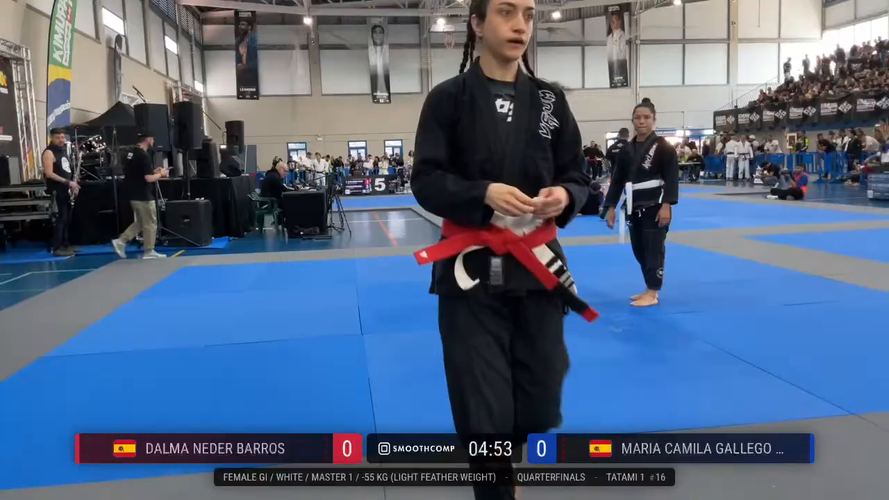 Frame at 01:32:33