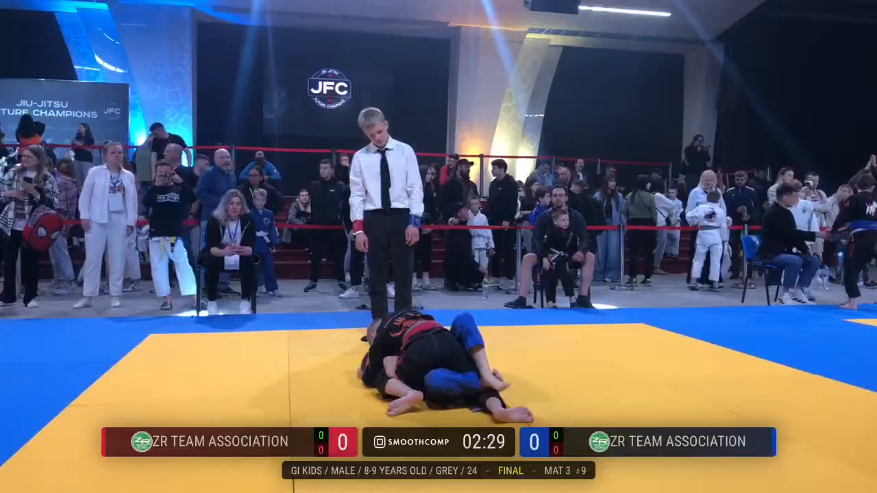 Frame at 00:44:12