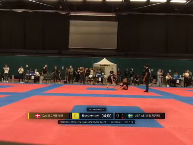 Frame at 00:40:27