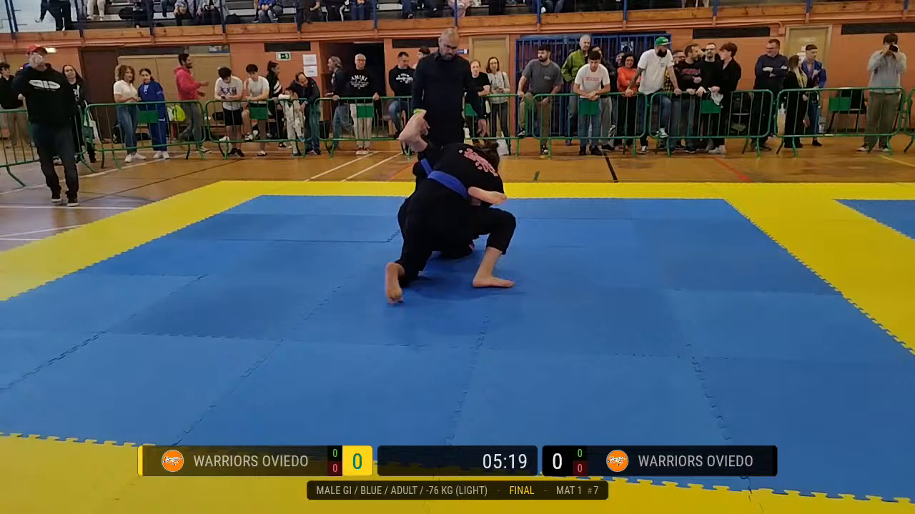 Frame at 00:25:04