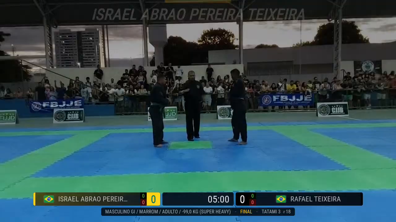 Frame at 01:32:33