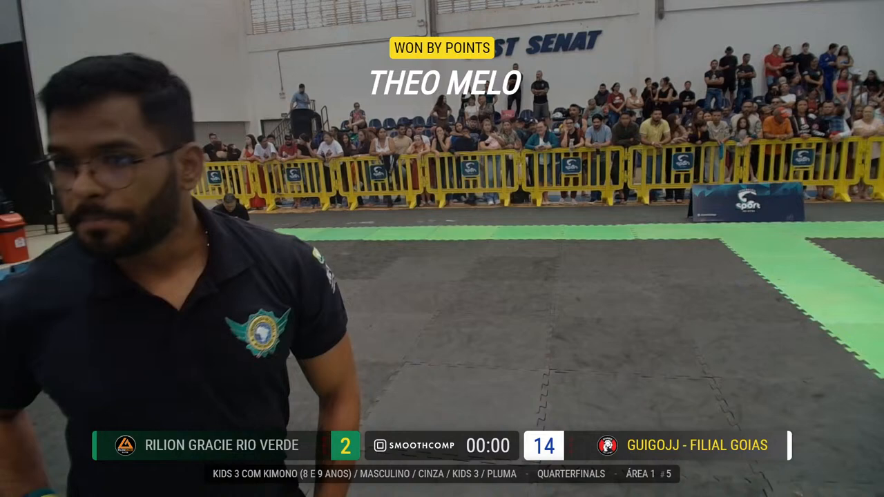 Frame at 00:33:31