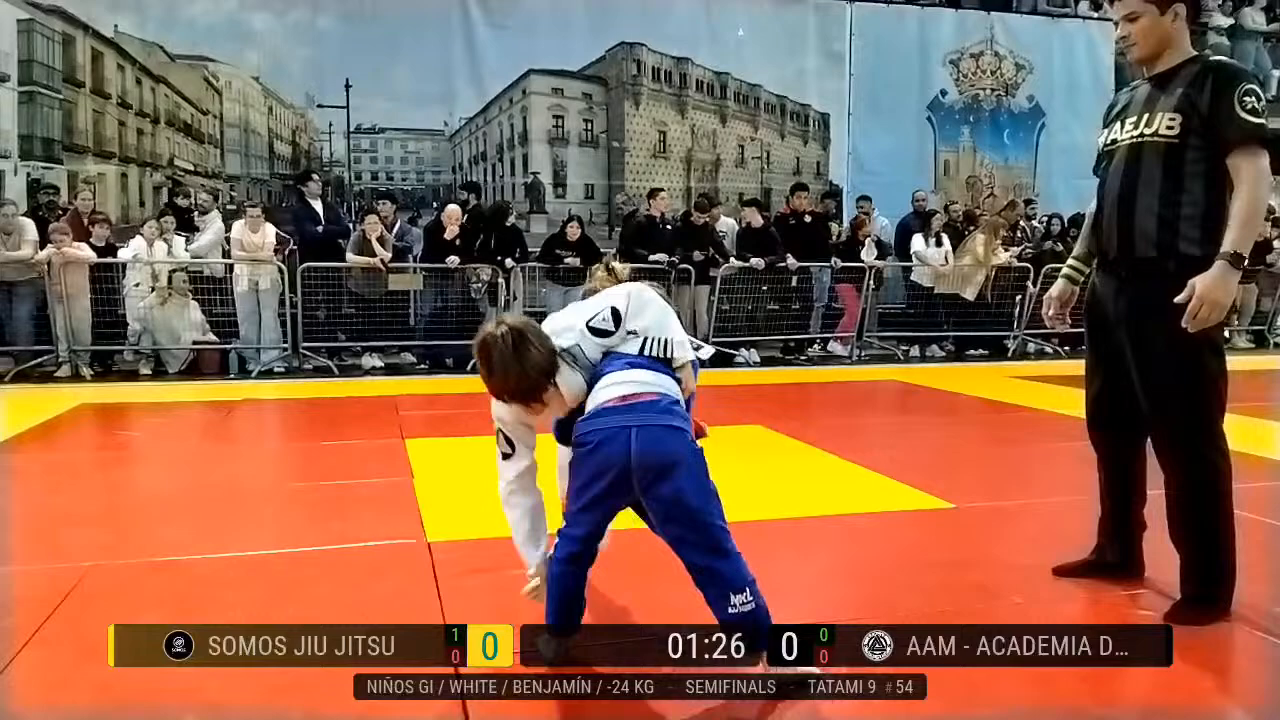 Frame at 01:36:52