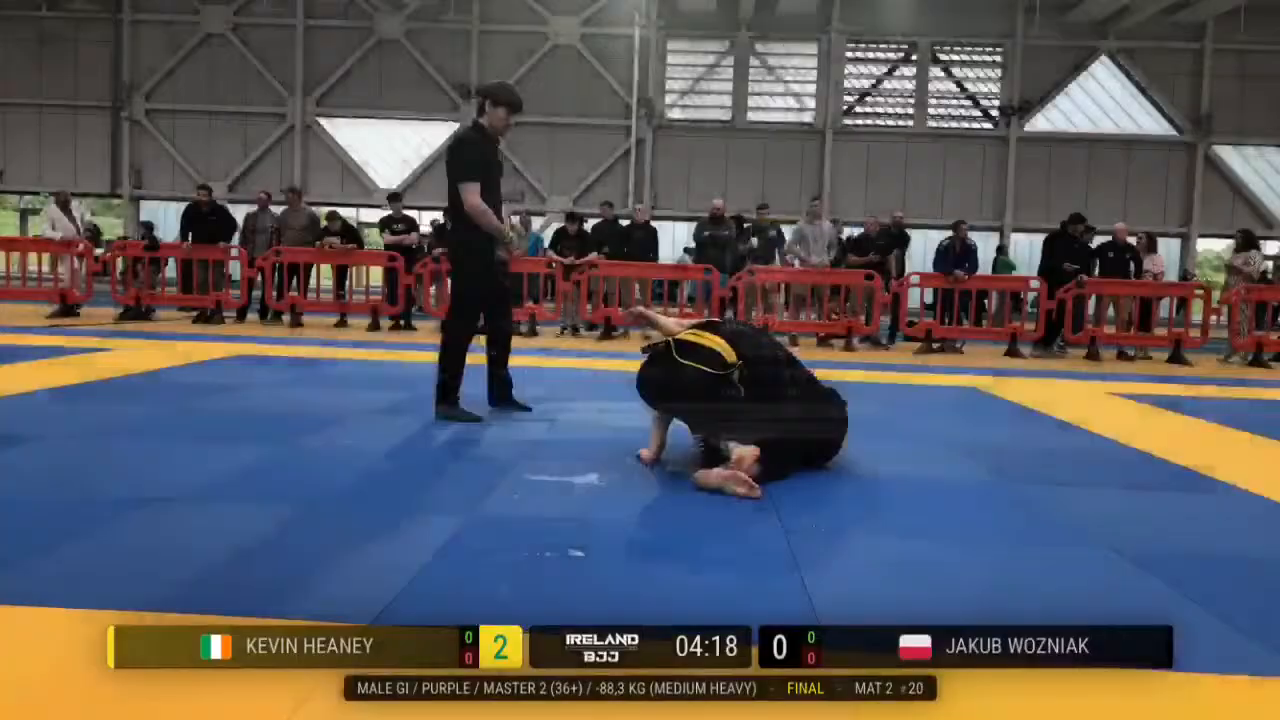 Frame at 00:54:32