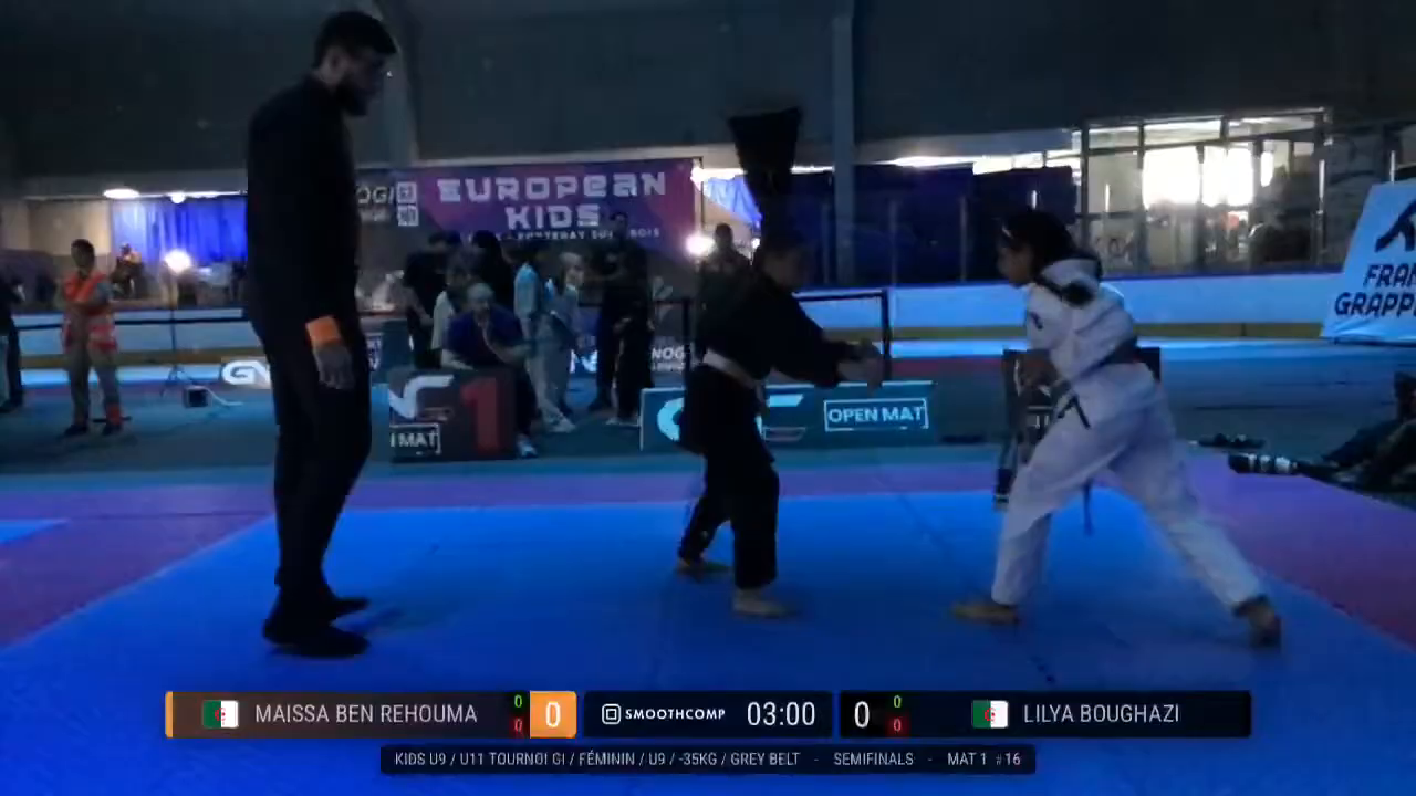 Frame at 00:52:06