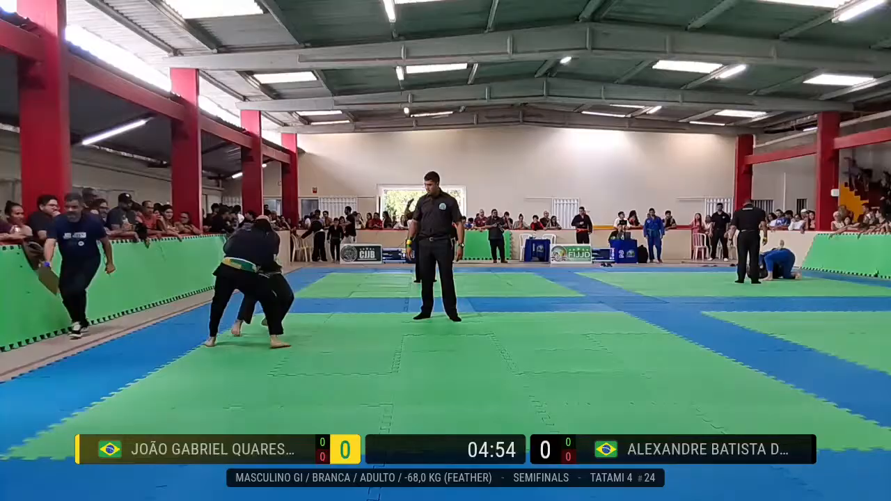 Frame at 01:32:24