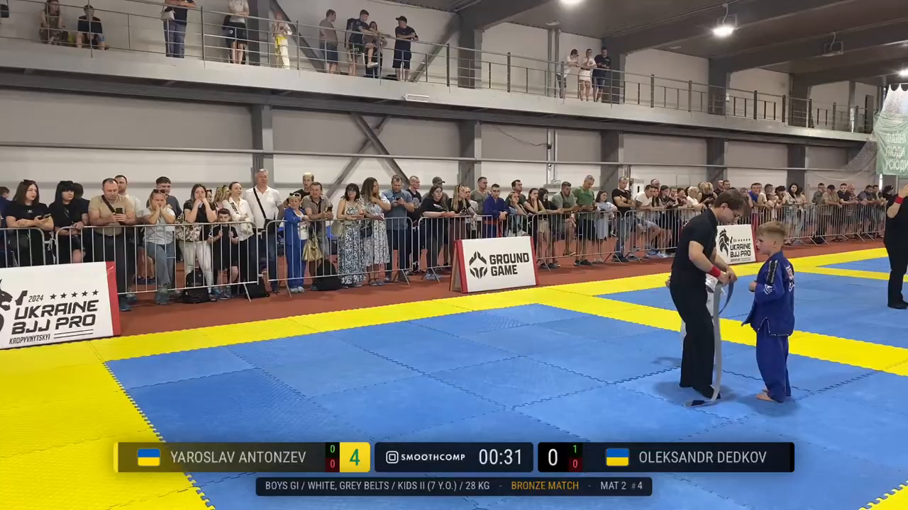 Frame at 00:14:18