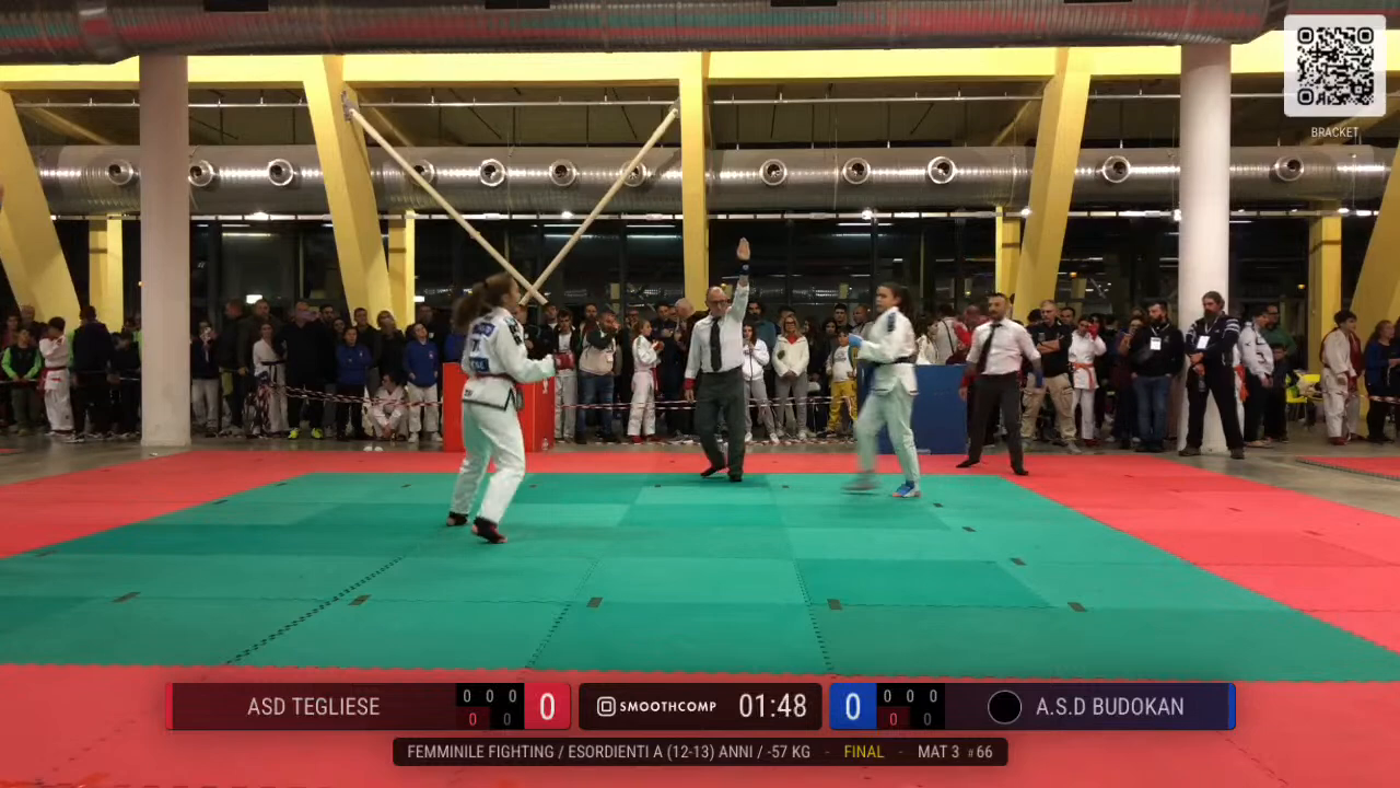 Frame at 00:25:04
