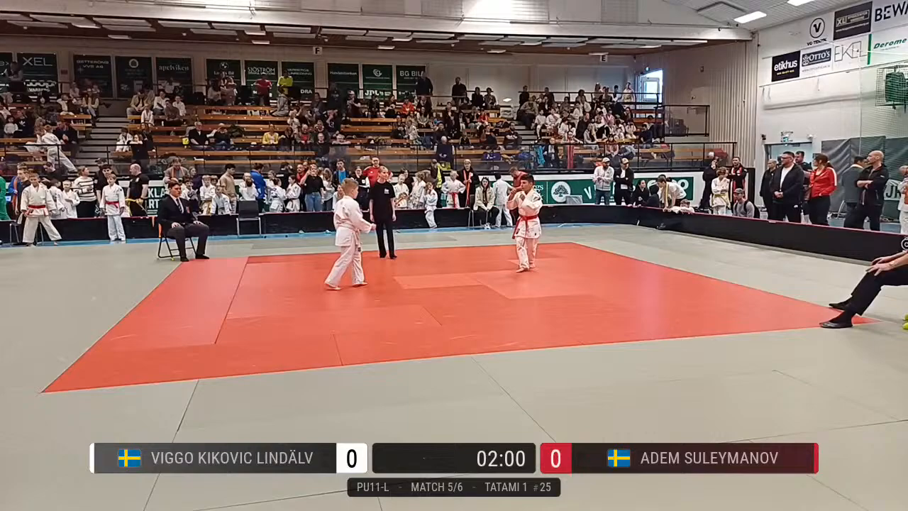 Frame at 01:40:18
