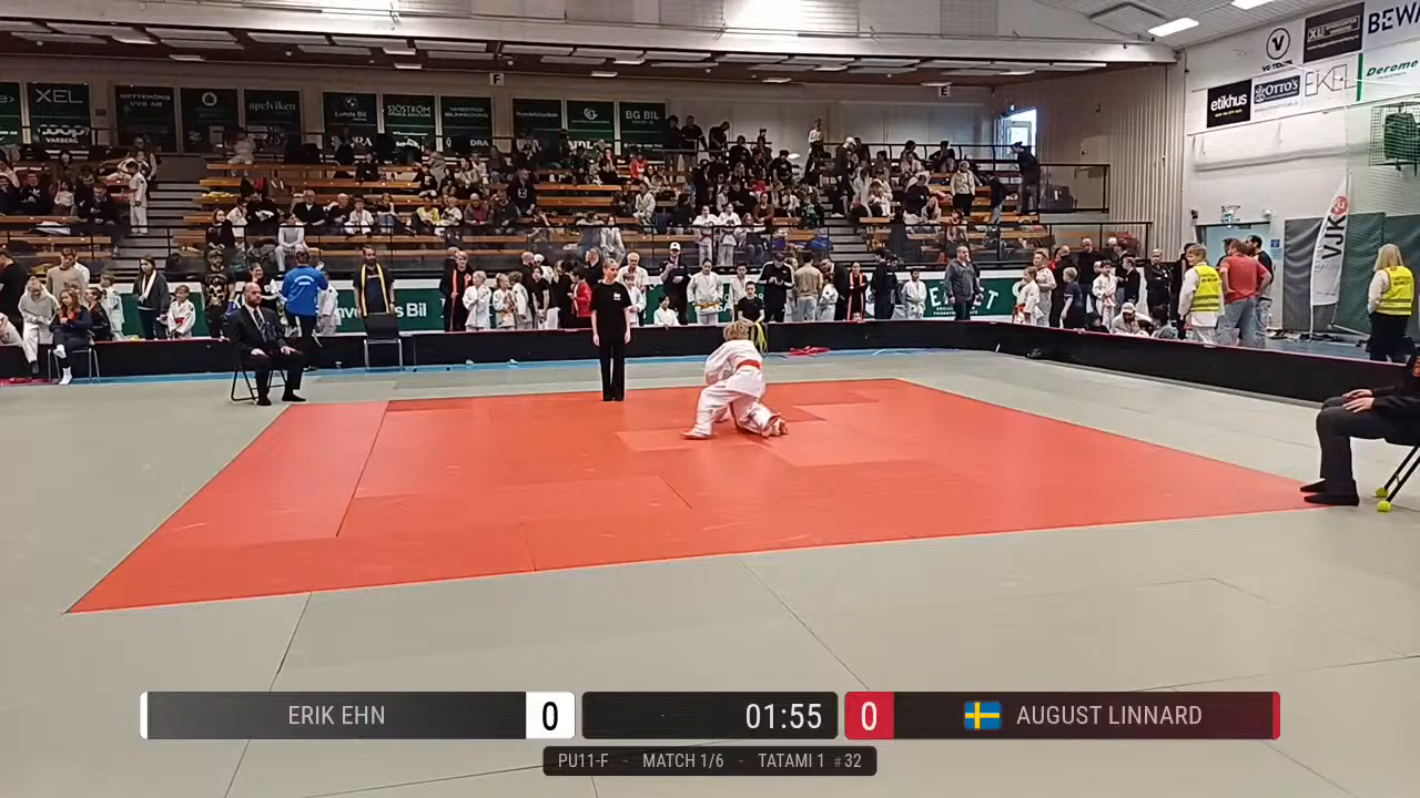 Frame at 01:58:13