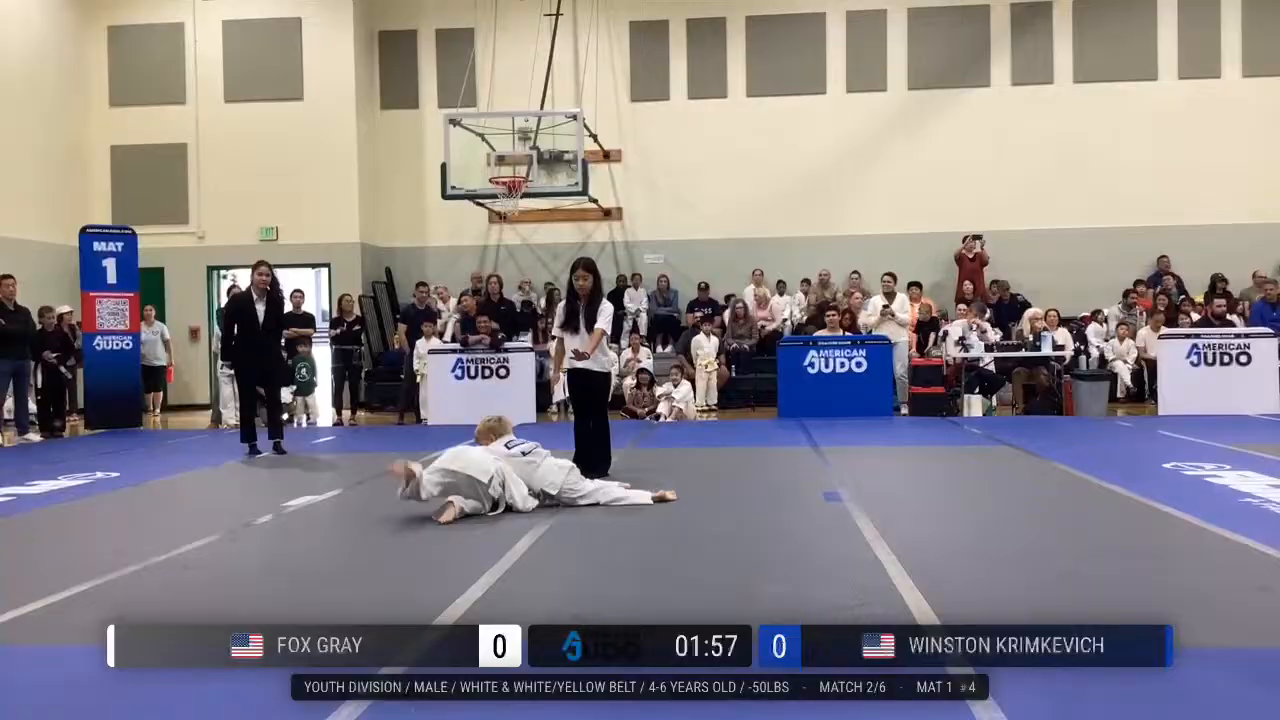 Frame at 00:33:10