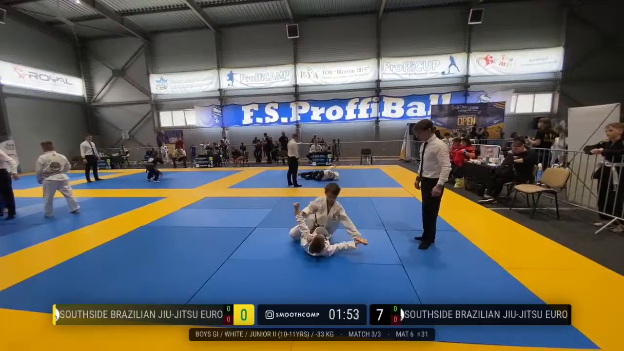 Frame at 01:33:12