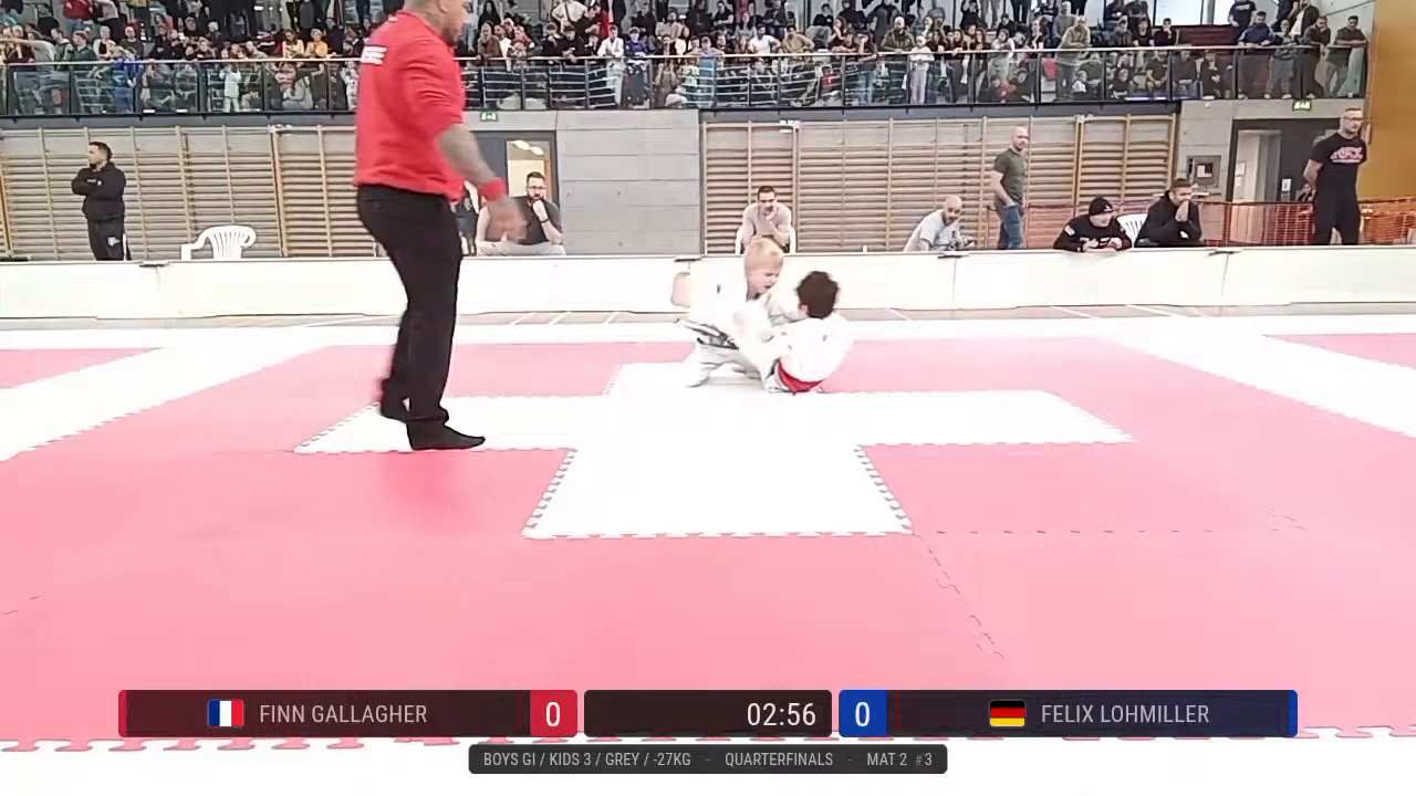 Frame at 00:16:36
