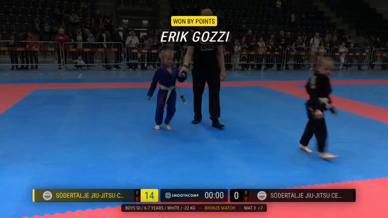 Frame at 00:25:16