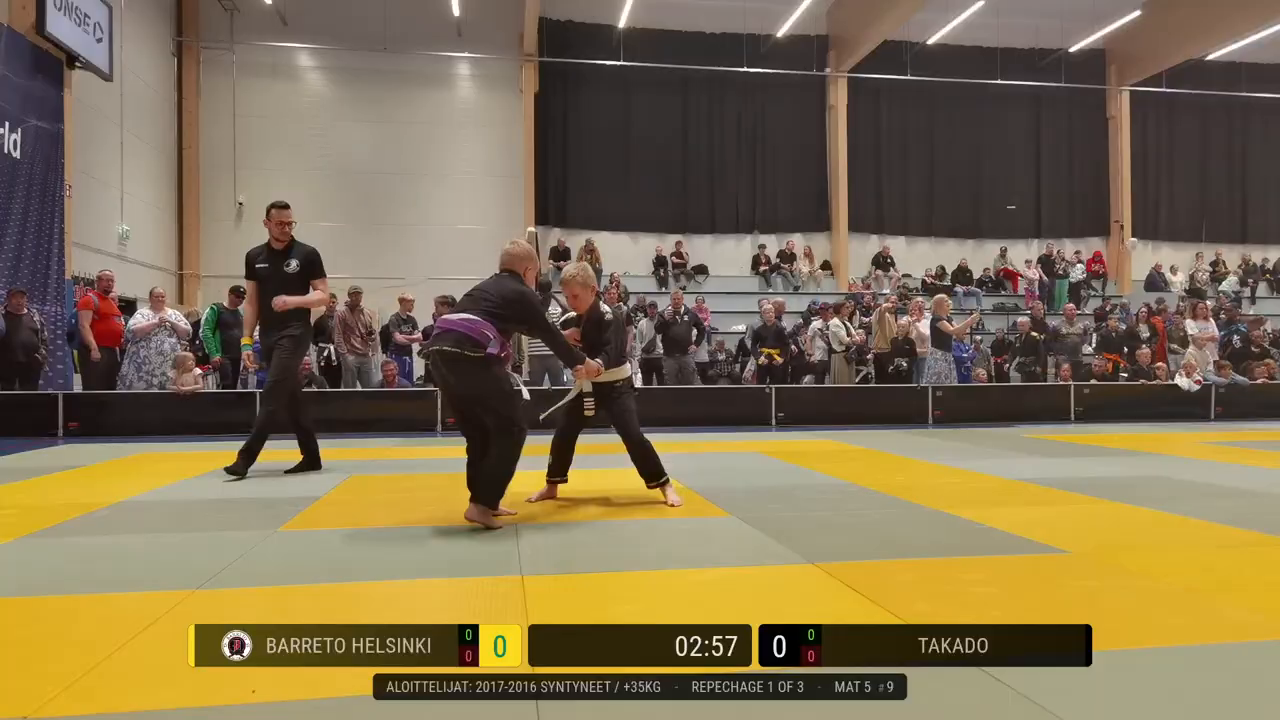 Frame at 00:30:43