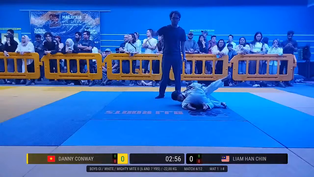 Frame at 00:43:01