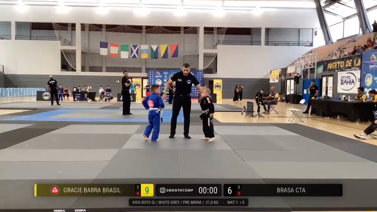 Frame at 00:26:32