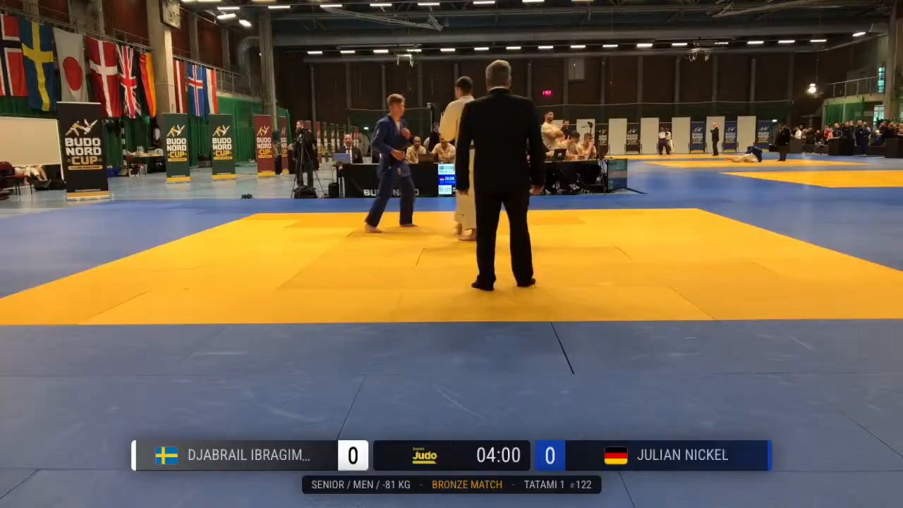 Frame at 10:00:52